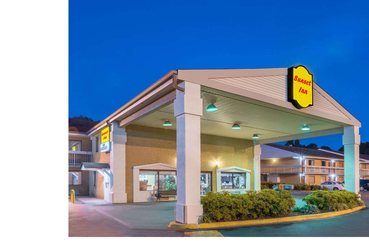 Sunset Inn Northlake Charlotte Dış mekan fotoğraf