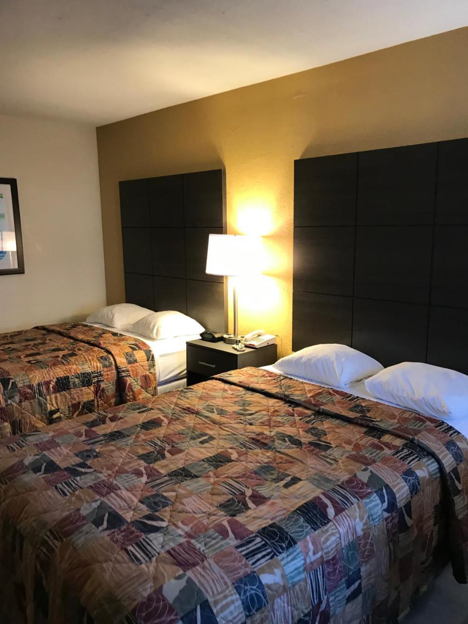 Sunset Inn Northlake Charlotte Dış mekan fotoğraf